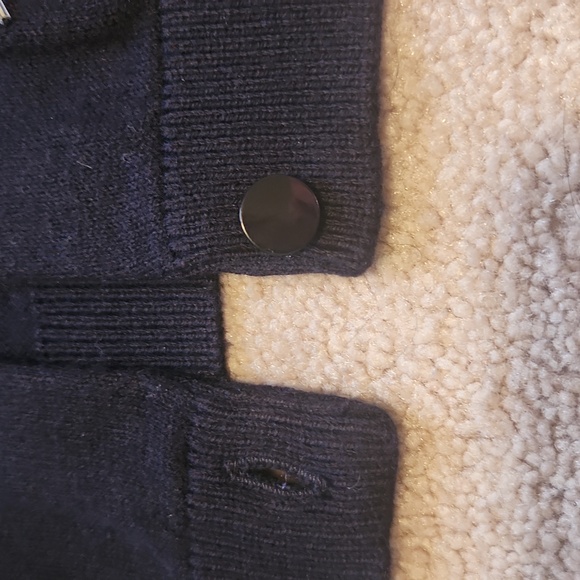 ⛷️ Adorable Talbots Sweater - Picture 4 of 5